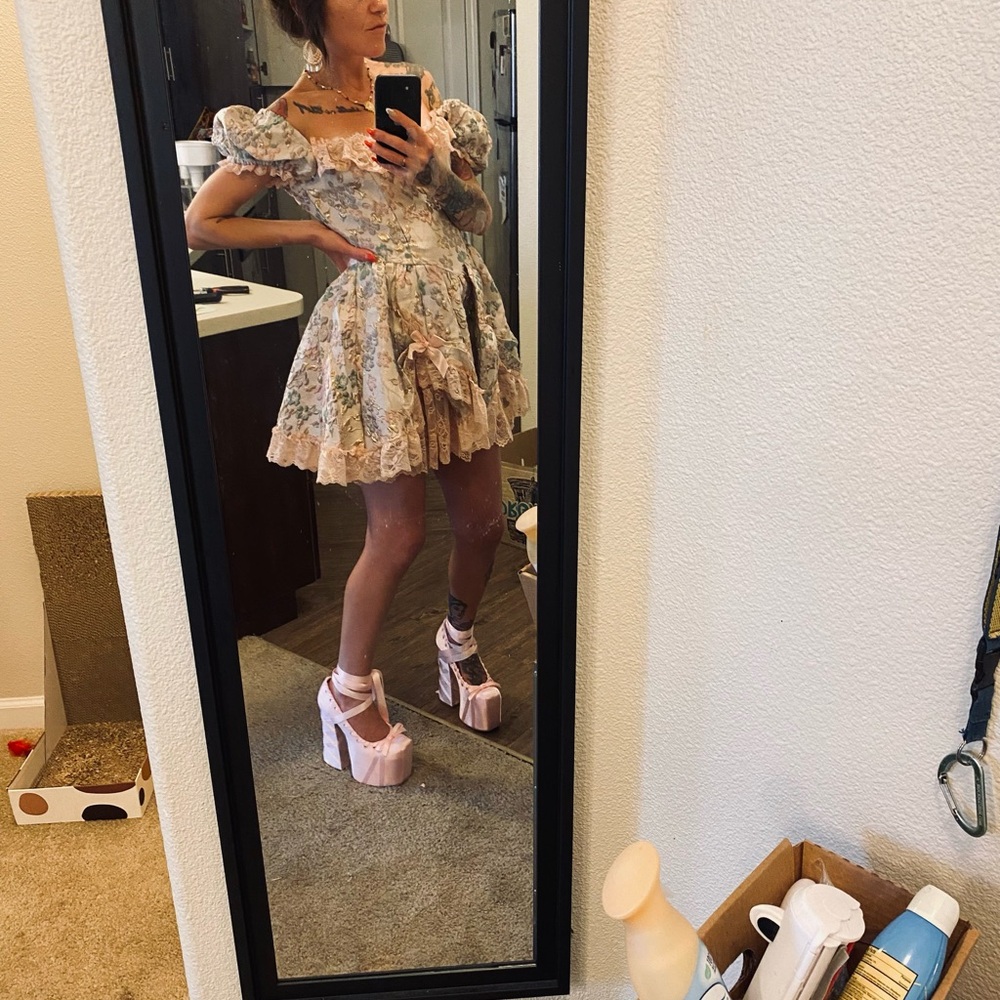 Sugar Thrillz Floral Puff Sleeve Dress